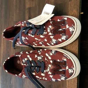 Women Size 8 Disney  shoe